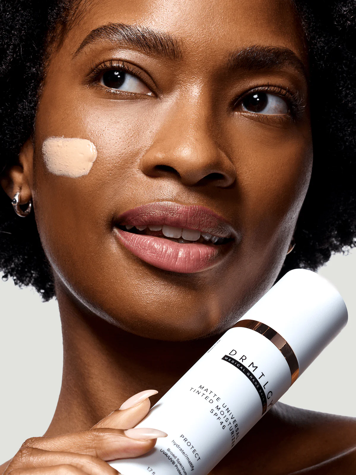 The Core3™ - Matte Universal Tinted Moisturizer SPF 46 - Image 9
