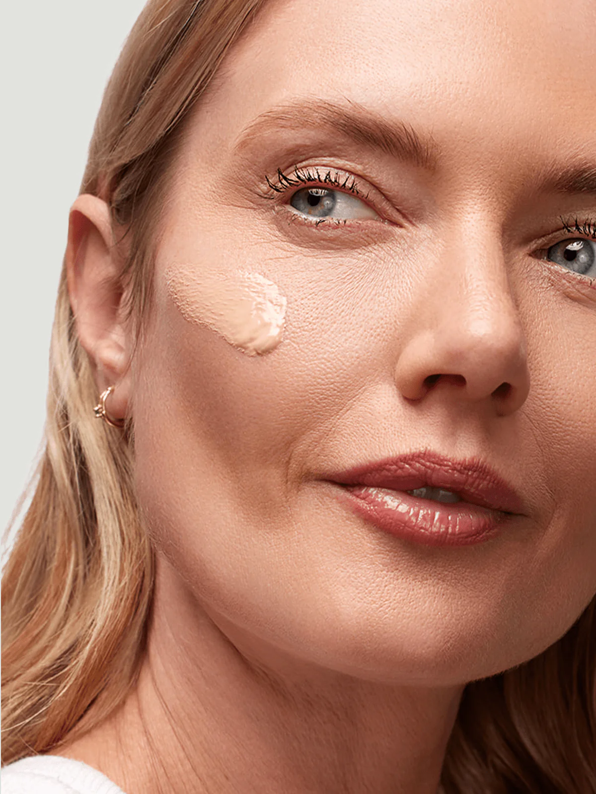 The Core3™ - Physical Tinted Moisturizer SPF44 - Image 9